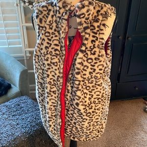 Maurices reversible vest, NWT, size, XL